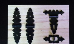cierres-y-complementos-para-cajas-de-madera-min